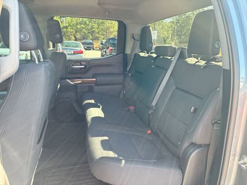 Used 2020 GMC Sierra 1500 SLE w/ SLE Value Package image 23