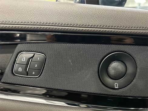 Used 2022 Lincoln Nautilus Reserve w/ Equipment Group 201A image 22