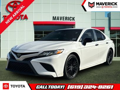 Used 2020 Toyota Camry SE w/ Carpet Mat Package