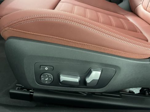 Certified 2022 BMW 430i xDrive Convertible w/ M Sport Package image 10