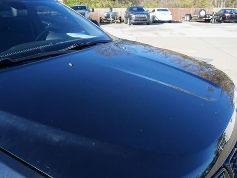 Used 2019 Jeep Grand Cherokee Laredo image 18