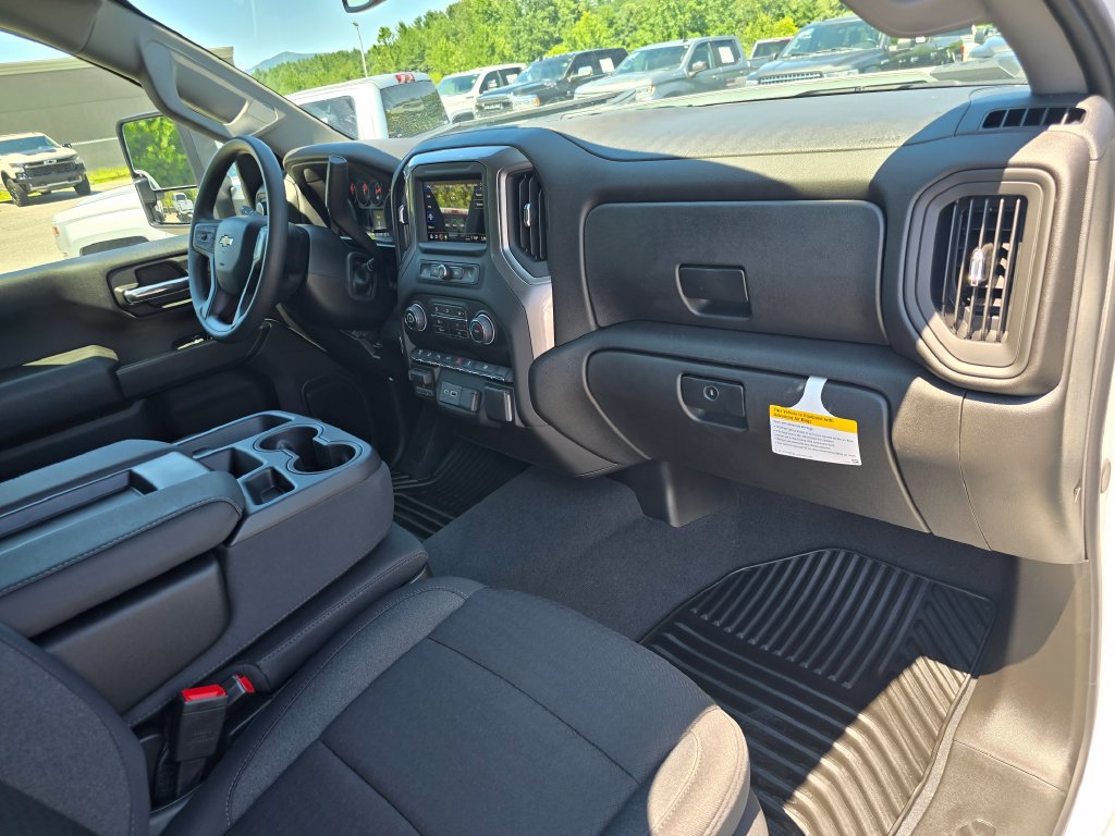 New 2026 Chevrolet Silverado 2500 Custom w/ Custom Value Package AWD/4WD image 27