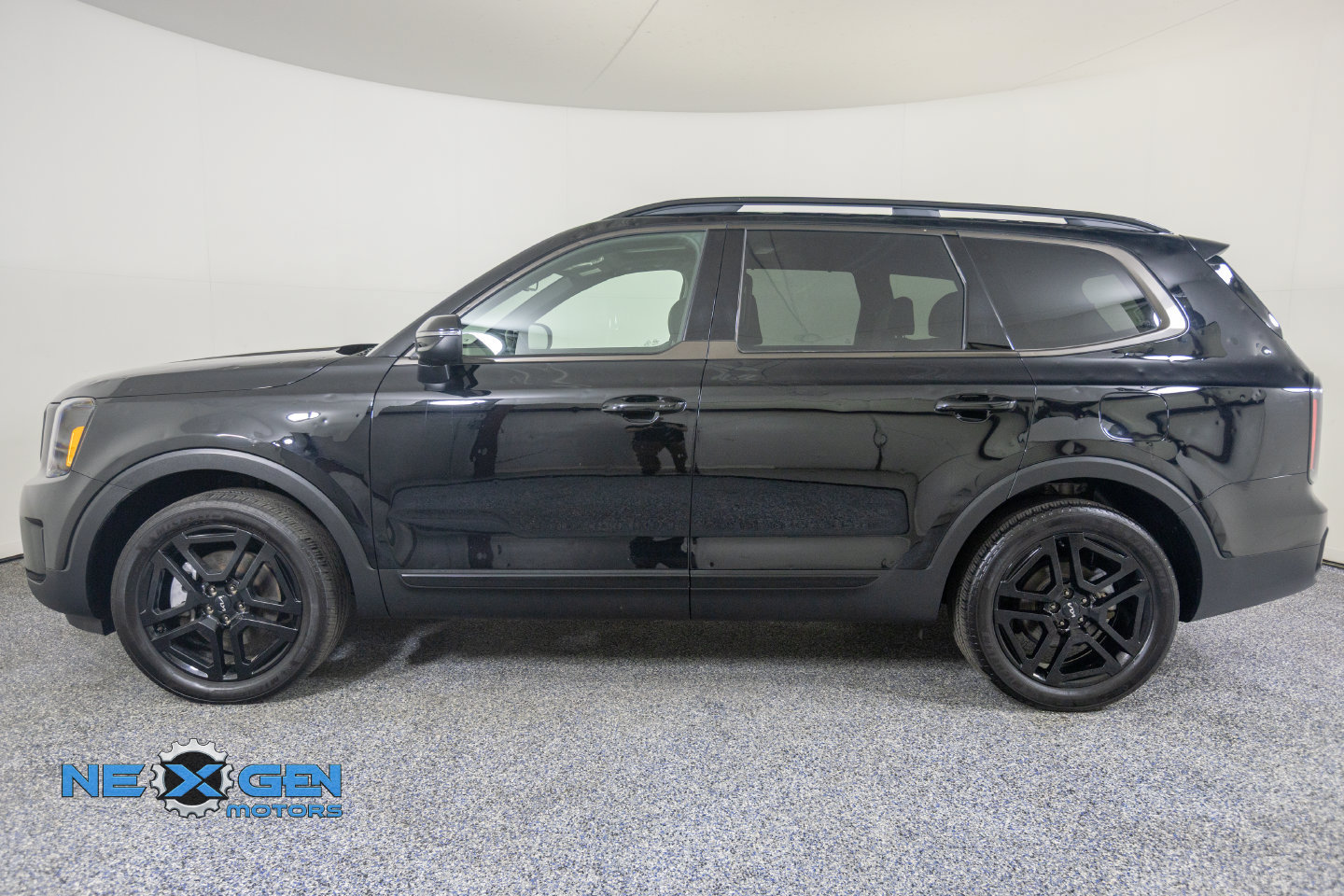 Used 2024 Kia Telluride EX X-Line AWD/4WD image 5