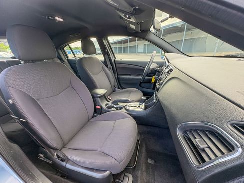 Used 2013 Chrysler 200 Touring FWD image 16