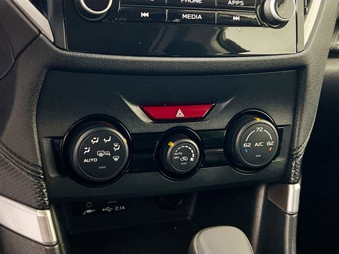 Used 2023 Subaru Forester Premium image 27