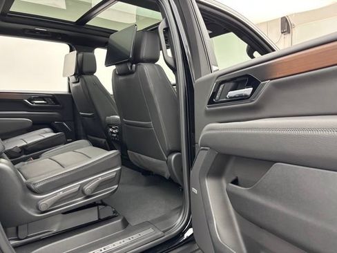 New 2026 GMC Yukon XL Denali w/ Denali Reserve Package AWD/4WD image 40