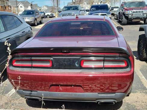 Used 2019 Dodge Challenger R/T Scat Pack image 4