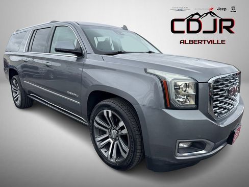 Used 2020 GMC Yukon XL Denali w/ Denali Ultimate Package image 1