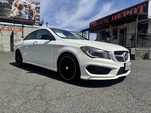 Used 2016 Mercedes-Benz CLA 250 4MATIC image 10