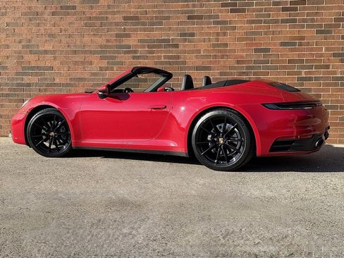 Certified 2021 Porsche 911 Carrera image 3