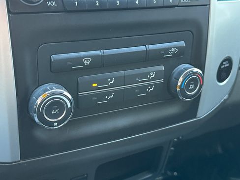 Used 2018 Nissan Frontier SV RWD image 26