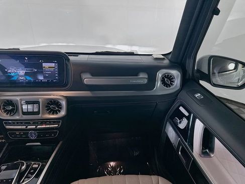Certified 2021 Mercedes-Benz G 63 AMG 4MATIC image 24