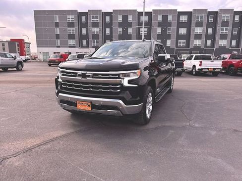 Used 2025 Chevrolet Silverado 1500 LTZ image 1
