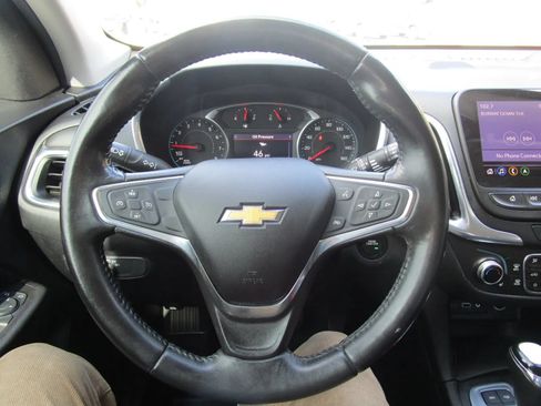 Used 2019 Chevrolet Equinox LT AWD/4WD image 16
