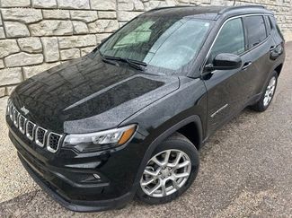 Used 2024 Jeep Compass Latitude AWD/4WD video 1