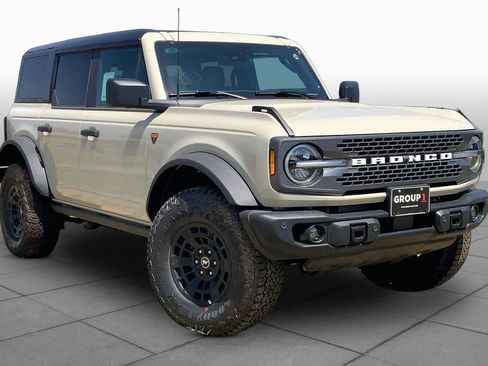 New 2026 Ford Bronco Badlands AWD/4WD image 2