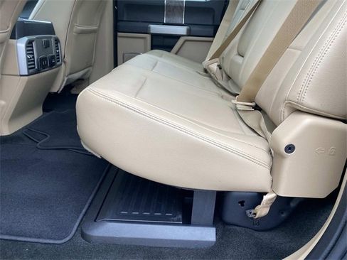 Certified 2017 Ford F250 Lariat w/ Lariat Ultimate Package image 15