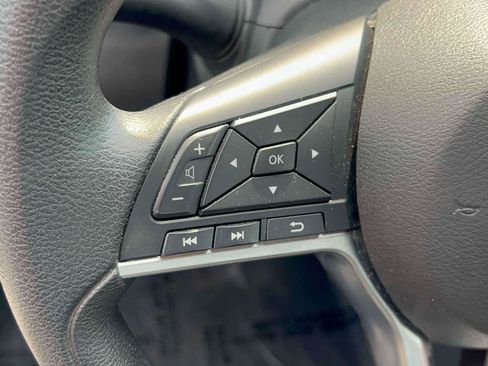 Used 2025 Nissan Sentra SV FWD image 20