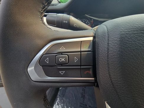 Used 2023 Jeep Compass Limited w/ Sun and Sound Group AWD/4WD image 16