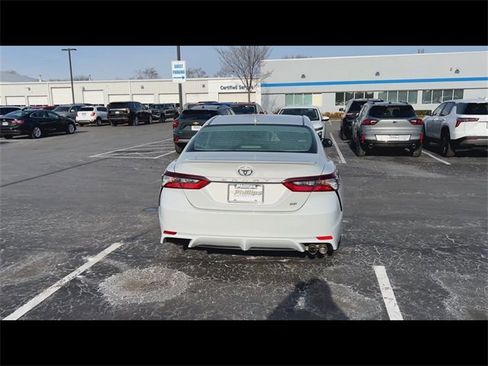 Used 2024 Toyota Camry SE w/ Convenience Package image 7
