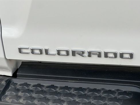 Used 2025 Chevrolet Colorado W/T w/ Advanced Trailering Package image 36