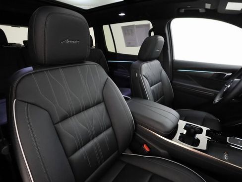 Certified 2025 Buick Enclave Avenir w/ Super Cruise Package image 25