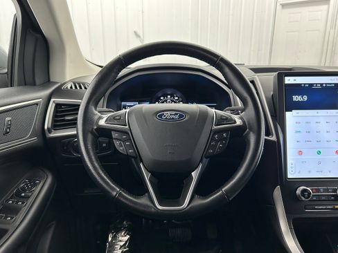 Used 2023 Ford Edge SEL AWD/4WD image 12