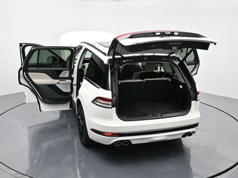 New 2025 Lincoln Aviator Reserve w/ Equipment Group 201A image 45