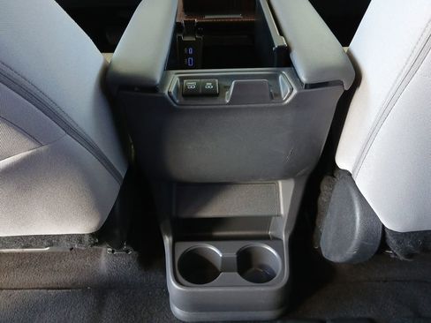 Used 2023 Toyota Sienna LE image 22