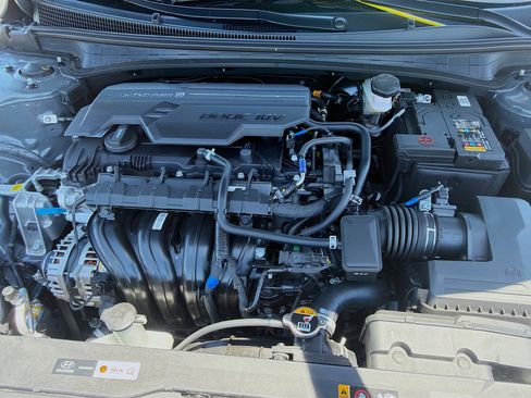 New 2026 Hyundai Elantra Sport FWD image 22