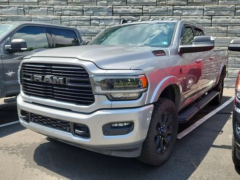 Used 2022 RAM 2500 Laramie AWD/4WD image 3