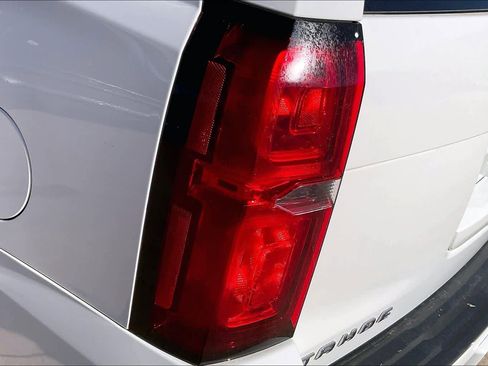 Used 2017 Chevrolet Tahoe LT w/ Luxury Package image 29