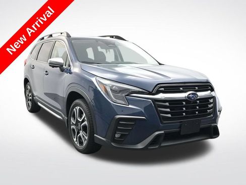 Used 2023 Subaru Ascent Limited w/ Technology Package AWD/4WD image 1