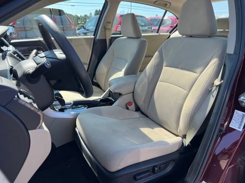Used 2016 Honda Accord EX image 18