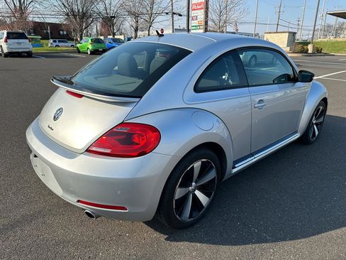 Used 2012 Volkswagen Beetle Turbo FWD image 6
