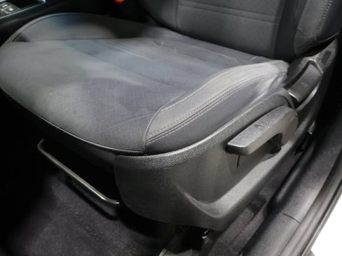 Used 2018 Kia Sorento LX AWD/4WD image 11