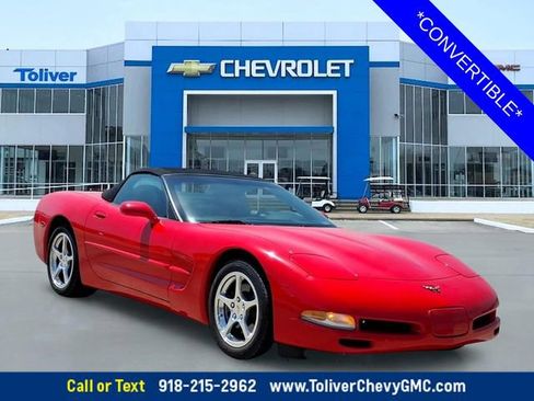 Used 2004 Chevrolet Corvette Convertible w/ Preferred Equipment Group RWD image 1