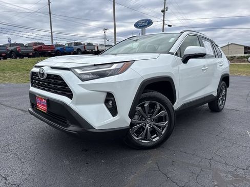 Used 2025 Toyota RAV4 XLE Premium AWD/4WD image 1