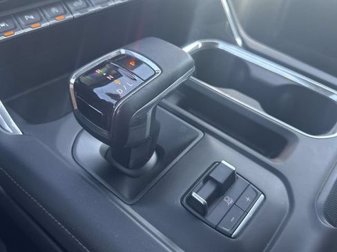 Used 2024 GMC Sierra 1500 Denali AWD/4WD image 18