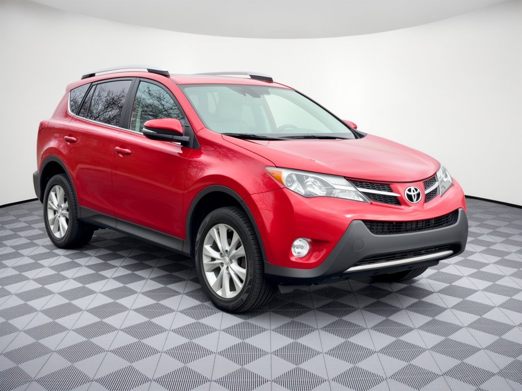 Used 2015 Toyota RAV4 Limited w/ Technology Package AWD/4WD image 7