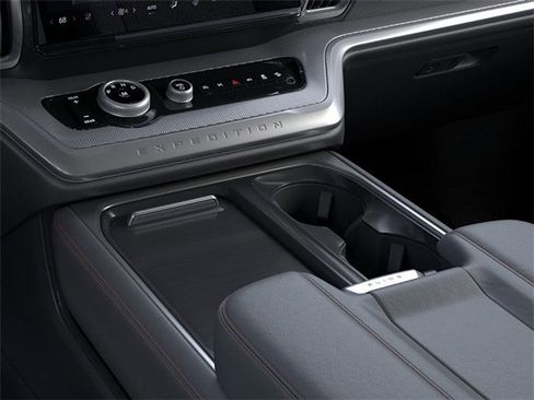 New 2026 Ford Expedition Active image 24