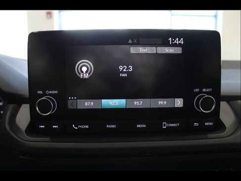 Certified 2025 Honda Accord SE image 28
