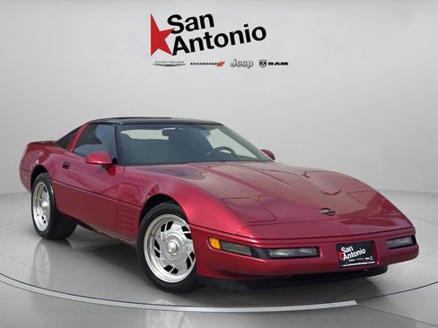 Used 1991 Chevrolet Corvette Base image 1