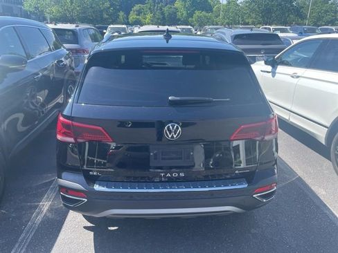 Used 2022 Volkswagen Taos SEL image 7