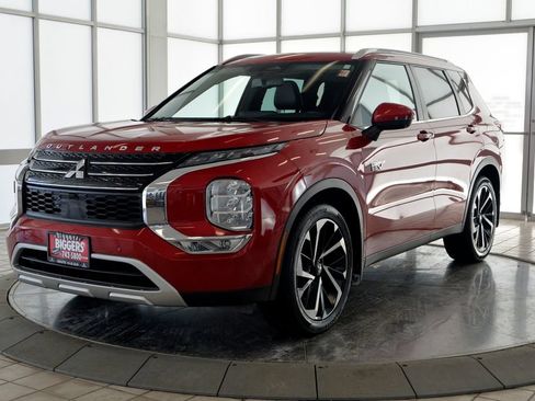 Used 2023 Mitsubishi Outlander SE AWD/4WD image 4