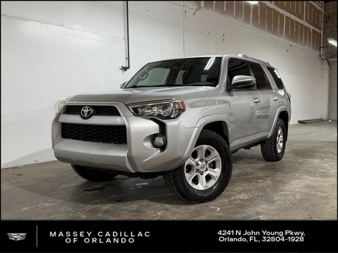 Used 2017 Toyota 4Runner SR5 RWD image 1