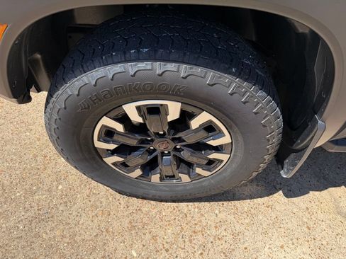 Certified 2024 Nissan Frontier PRO-4X w/ Off-Road Protection Package AWD/4WD image 19