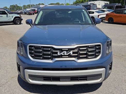 Used 2025 Kia Telluride S FWD image 2