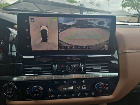 New 2026 Nissan Pathfinder Platinum FWD image 20