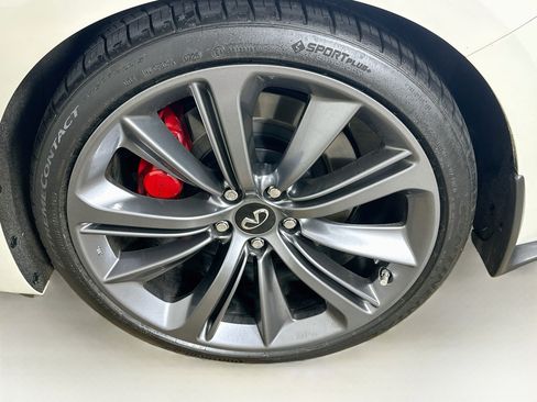 Used 2022 INFINITI Q60 Red Sport 400 w/ Proactive Package RWD image 11